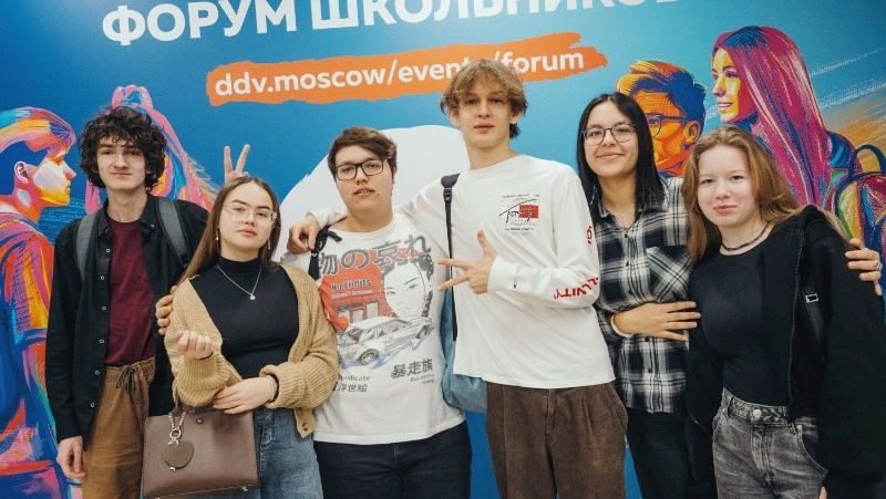 На форуме школьников в Москве рассказали о туристических возможностях Дальнего Востока