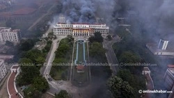 В Непале из-за блока соцсетей разгромили здание правительства, министры бежали