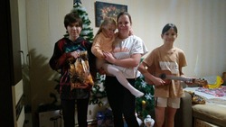 Детям мобилизованных на СВО из Курильского района вручили подарки к Новому году