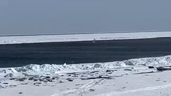 Спасатели сняли со льда 12 рыбаков в Долинском районе