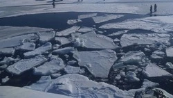 Отрыв припая ожидают в заливе Мордвинова 12 марта