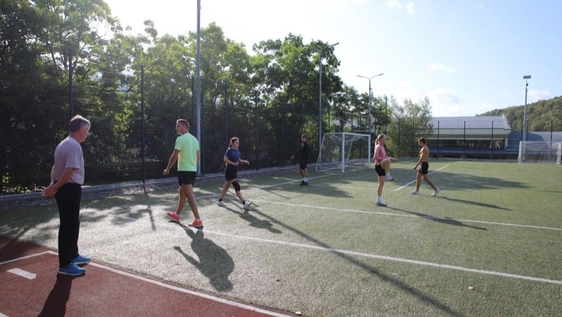 Тренер паралимпийской сборной РФ по горным лыжам рассказал о сборах на Сахалине