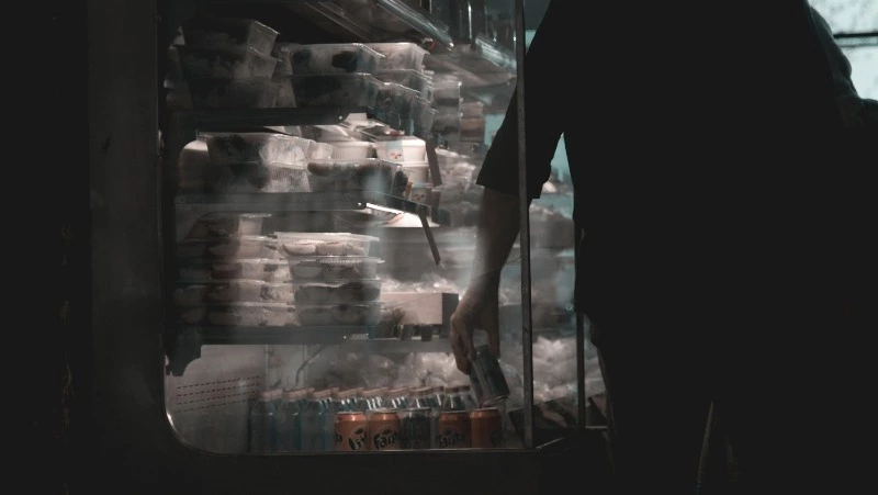 Житель Южно-Сахалинска купил себе путевку в суд, трижды не расплатившись в магазине