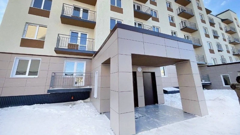 Ключи от 8 новостроек получили семьи Сахалина в начале 2023 года