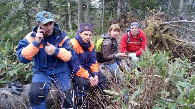 Двое сахалинцев не смогли выбраться с пика Чехова без помощи спасателей