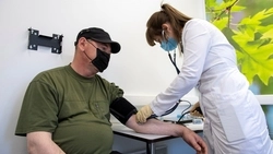 Медики получат надбавки за работу в новогодние праздники