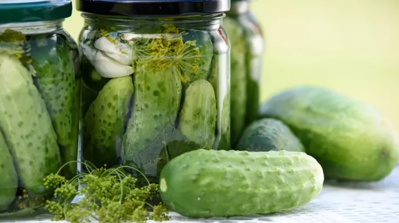 Как делать заготовки на зиму без риска отравления