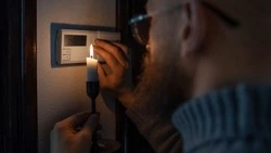 Несколько домов в Южно-Сахалинске оставили без электричества из-за ремонта 14 мая