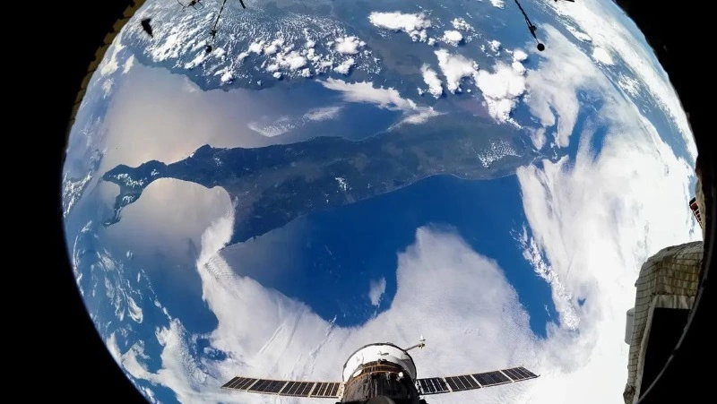 Космонавт показал завораживающие снимки Сахалина с борта МКС