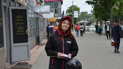 Руководство и сотрудники сахалинского филиала Tele2 вышли на улицы пообщаться с абонентами