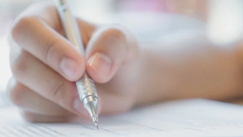 Двое выпускников из Южно-Сахалинска сдали ЕГЭ по русскому языку на 100 баллов 