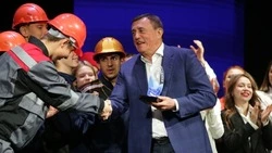 Гран-при фестиваля сахалинской лиги КВН завоевала команда «Строители Шанхая»