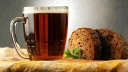 Стало известно, какой напиток спасает сахалинцев в жару