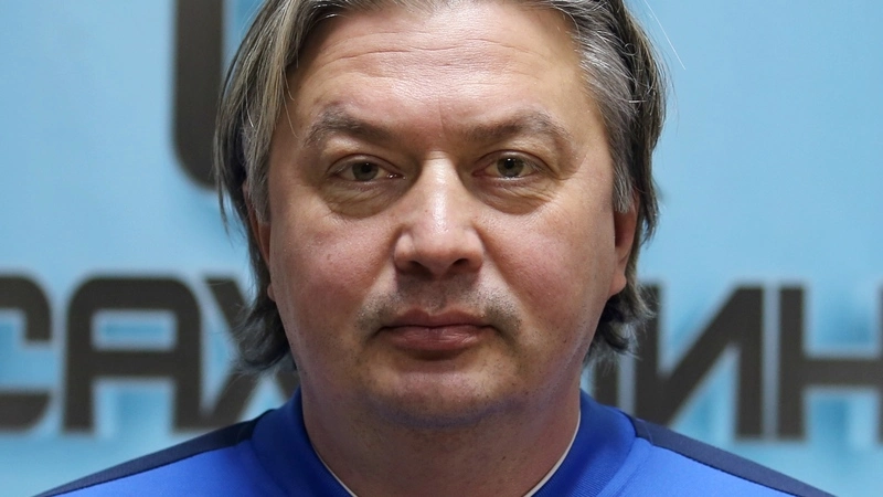 Бывший наставник футболистов «Сахалина» вернулся на должность тренера