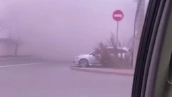 Автомастерская загорелась за зданием городского суда в Южно-Сахалинске