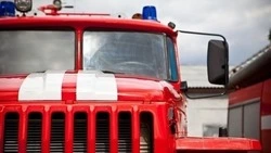 Самосвал загорелся на карьере в Сахалинской области