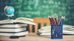 Сахалинская область стала пилотной по новой системе оплаты труда педагогов