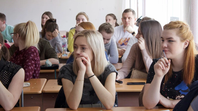 Студенты СахГУ осваивают премудрости работы вожатых