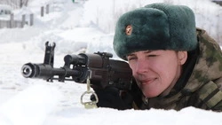 «В армии нет женщин»: военнослужащая Росгвардии рассказала о материнстве и службе в войсках