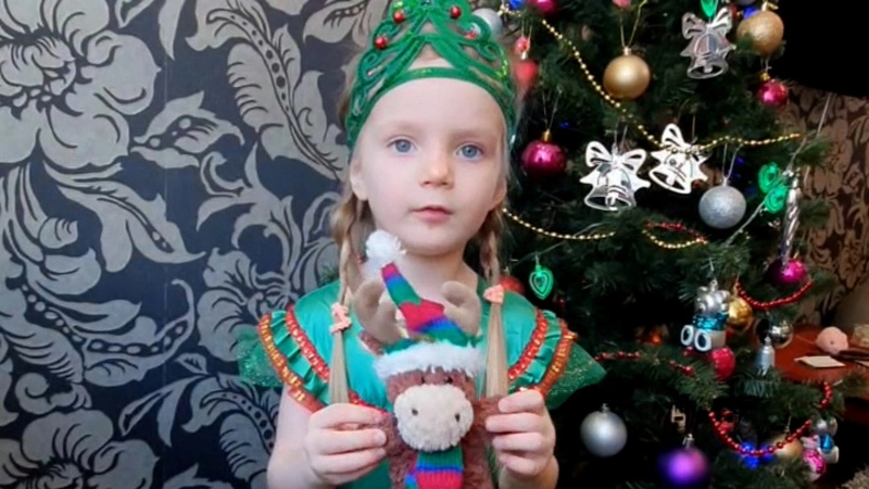 Письмо Деду Морозу: кукла для Лены, игрушечная пекарня для Маши и планшет для Софии