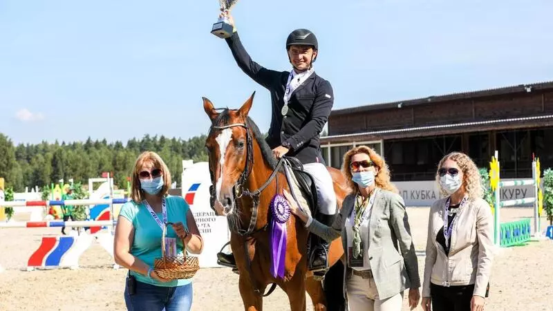 Сахалинский мастер спорта России и кобыла-шестилетка выиграли международное золото  в конкуре