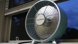 Сахалинцы скупают вентиляторы для спасения от жары