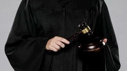 Суд отказал жительнице Долинска в подключении газа в аварийном доме