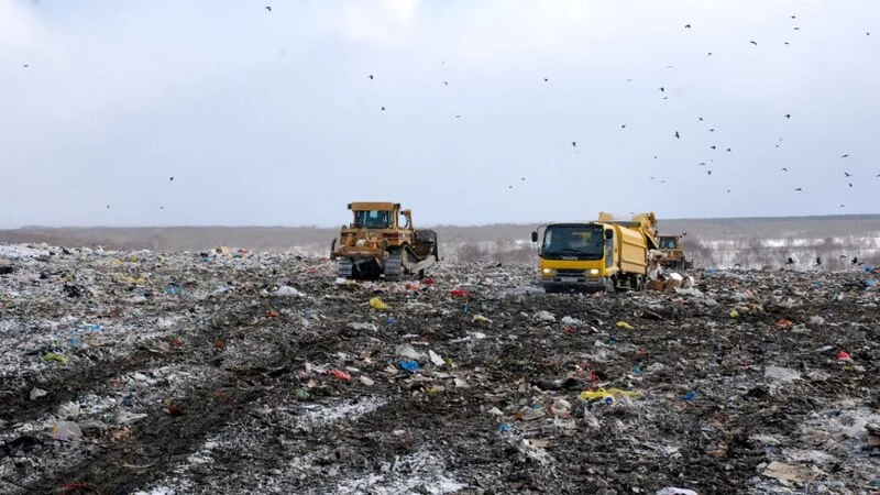 На прямой линии Лимаренко на сахалинские мусоровозы предложили поставить «космические» датчики
