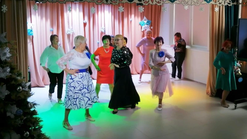 Рождественский концерт провели в пансионате для пожилых граждан и инвалидов