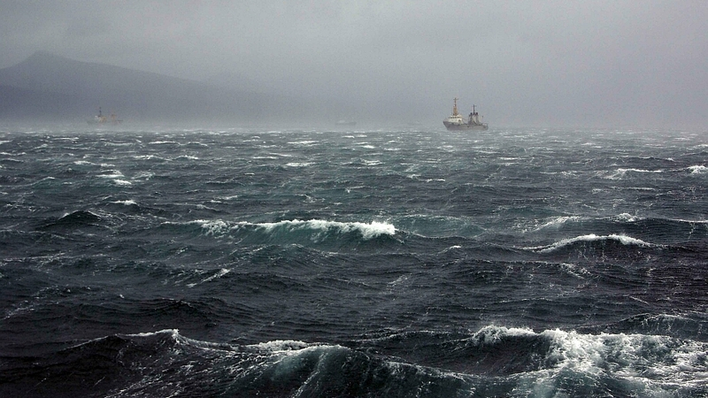 Поиски затопленного у берегов Сахалина РИТЭГа продолжатся этим летом