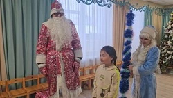 Сахалинские оперативники поздравили воспитанников социально-реабилитационного центра  «Маячок»    