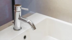 Отключение воды с самого утра вызвало волну недовольства у жителей Дальнего 4 декабря