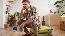 Житель Поронайска через суд получил деньги за неиспользованный отпуск