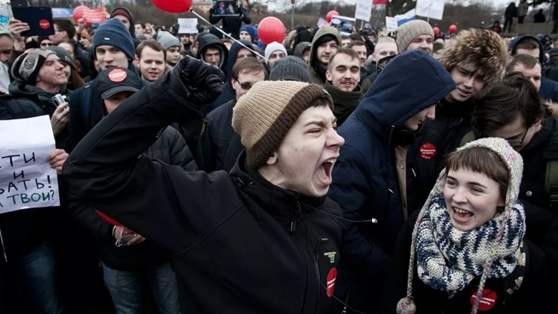 В Южно-Сахалинске детям предлагают заплатить за участие в несанкционированном митинге