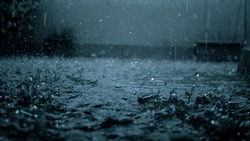 В МЧС предупредили о сильном дожде и подъеме уровня рек в 15 районах Сахалина