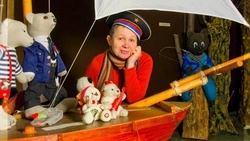 Губернатор Сахалинской области познакомил подписчиков с островной художницей