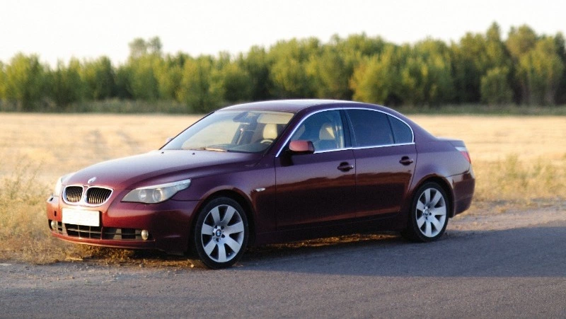 В России решили повысить стоимость автомобилей, к которым применим «налог на роскошь»