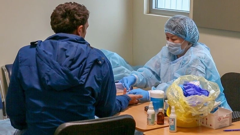 На Сахалин с 27 мая нельзя будет попасть без отрицательного теста на коронавирус