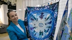 Арт-выставка «Синий платочек Победы» прошла в Южно-Сахалинске