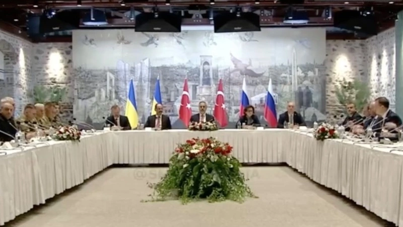 Переговоры России и Украины стартовали в Стамбуле