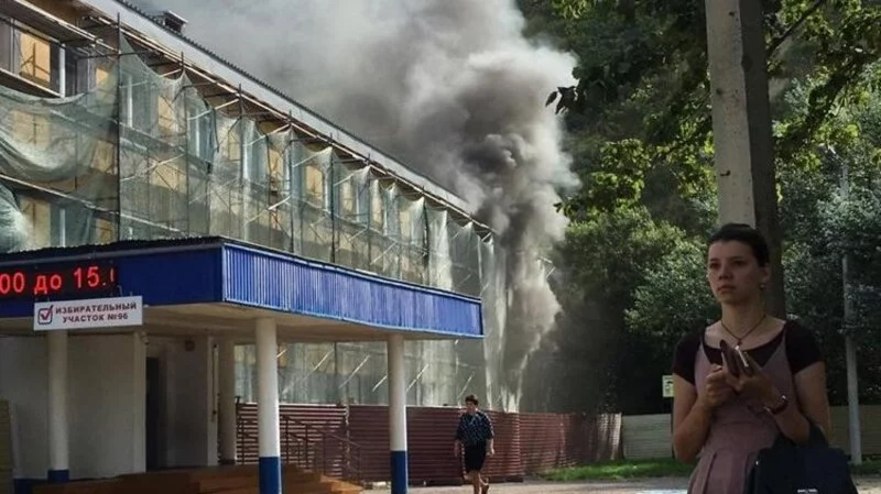 В Невельске потушили аудиторию местной школы № 2