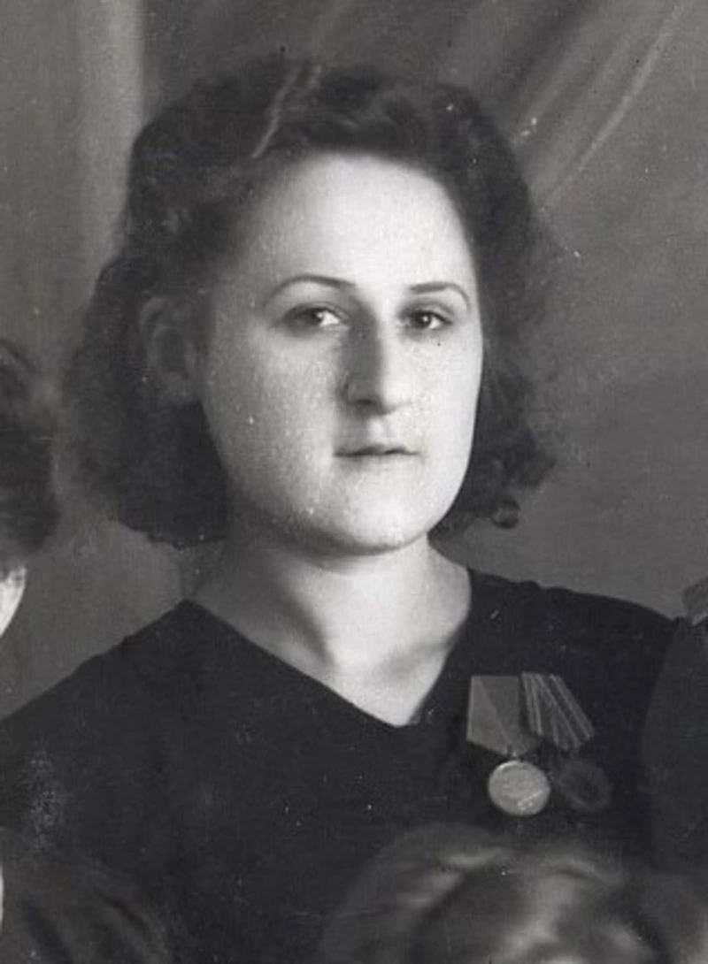 Ушла в армию добровольцем: судьба сахалинского фронтовика-журналиста Марины Ермоловой