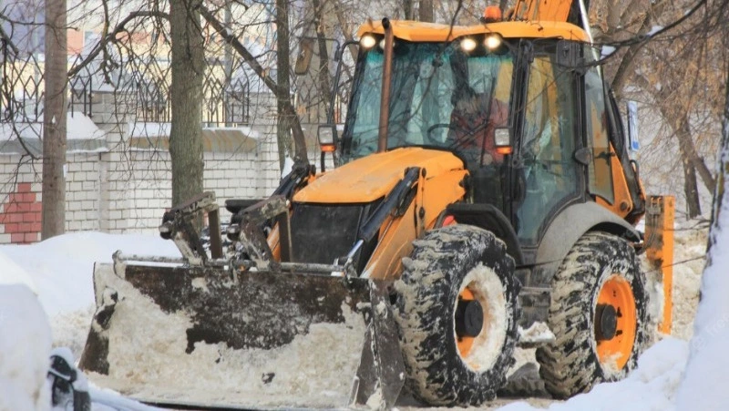 Мэрия рассказала о расчистке дорог после коммунальной аварии в Южно-Сахалинске 