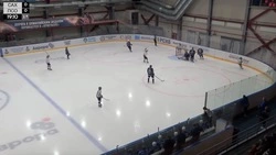 ЖХК «Сахалин» сразился на домашнем льду с командой правительства Сахалинской области