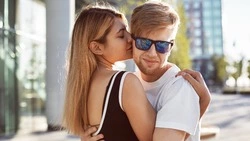 Девушка тайно оформила микрозаём на возлюбленного из Долинска