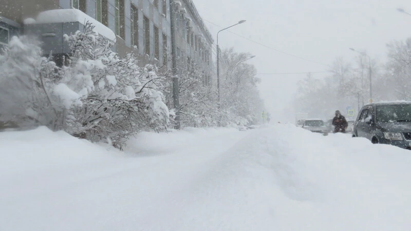Из-за метели закроют пассажирское сообщение из Южно-Сахалинска в Поронайск, Макаров и Углегорск