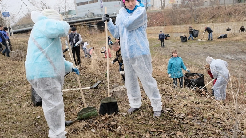 Южносахалинцы привели в порядок исторический центр города