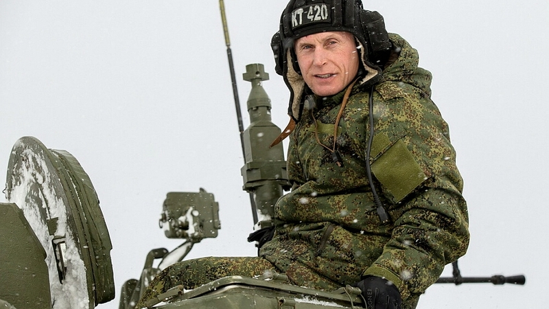 Кожемяко проверил готовность сахалинских военных к обороне