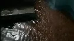 Вода затопила подъезд жилого дома в столице Сахалина