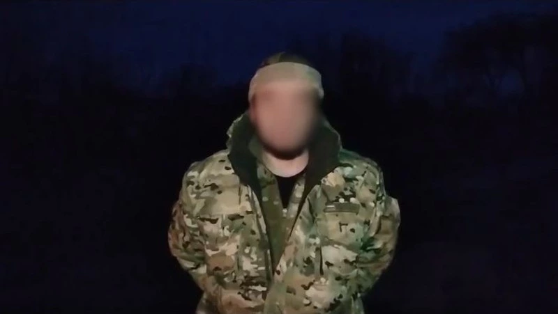 Военнослужащий с Сахалина передал привет семье и землякам